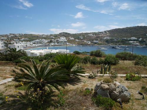 Ornos Seaside Blue Villas