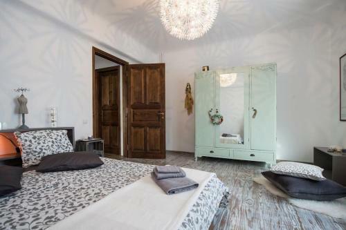 Villa Aspries With Stunning Sunset Sea View