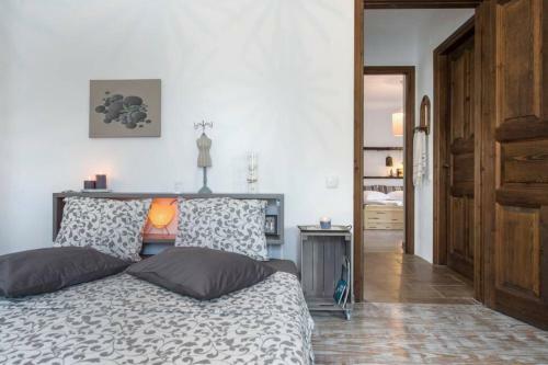 Villa Aspries With Stunning Sunset Sea View