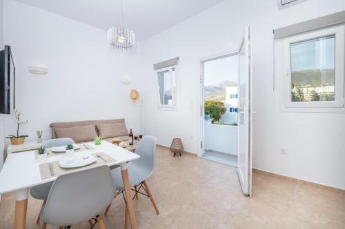 Agia Anna Apartments