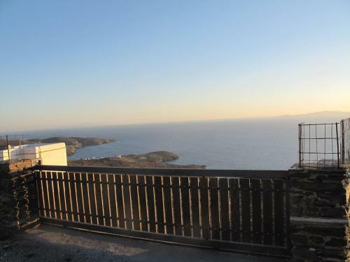 Deep Blue Tinos Summer House