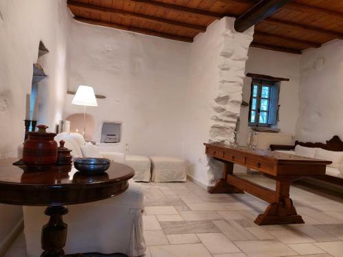 Paros Traditional Country House