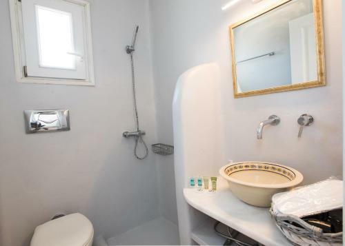 Luxury Sea View Apartment With Shared Pool