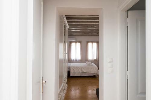 Luxury Sea View Apartment With Shared Pool