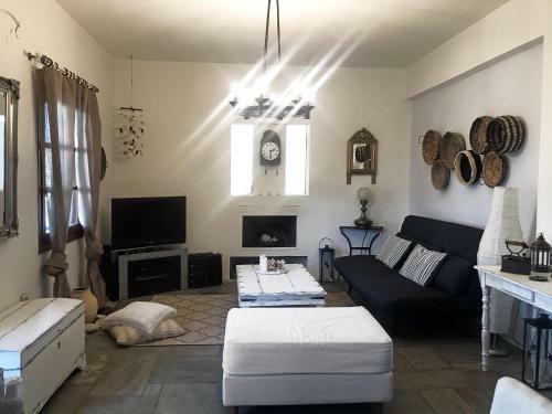 Paros Asklipios Homes