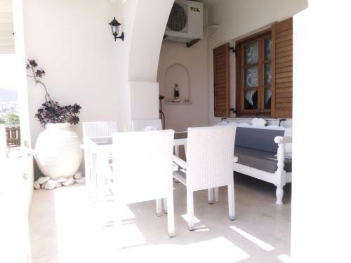Paros Asklipios Homes