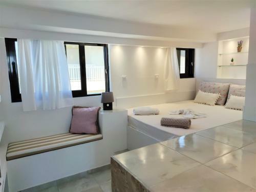 Apartamento 7. Luxurious Sea View Rooftop Suite In The Center!