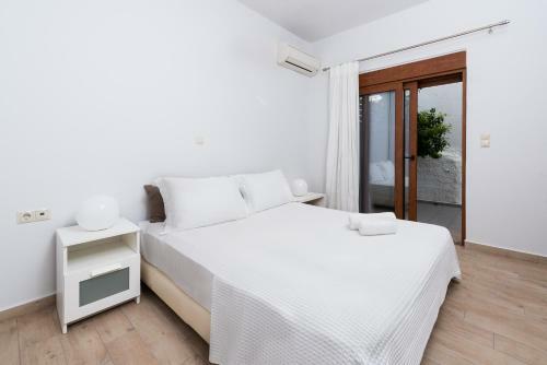 Ritas Modern In-city House