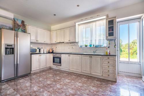 Artzy Villa