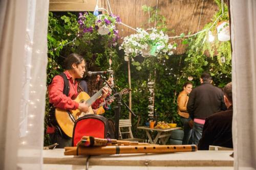 The Eclectic Yard Home -famous For Its Design