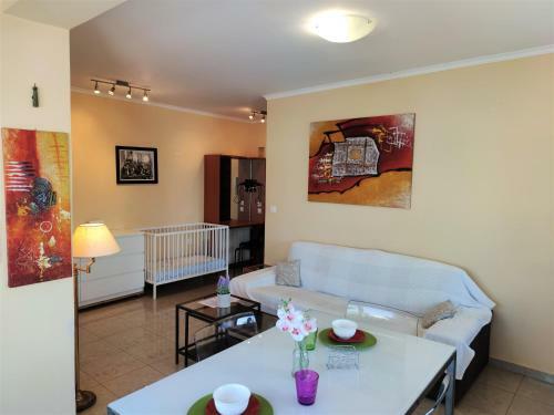 Apartamento 2- Sea View Luxury Suite In Central Rhodes!