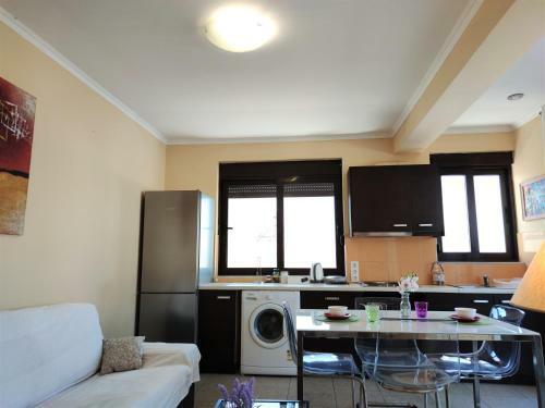 Apartamento 2- Sea View Luxury Suite In Central Rhodes!