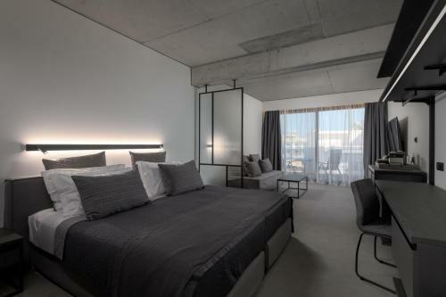 Hotel Essence Suites