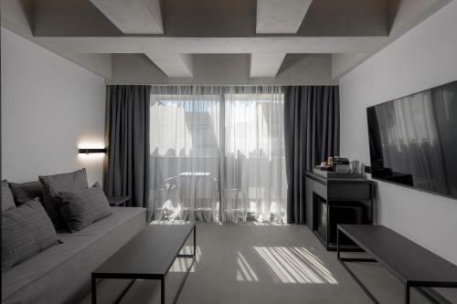 Hotel Essence Suites