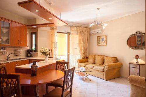 Exclusive City Center Beach Apartment