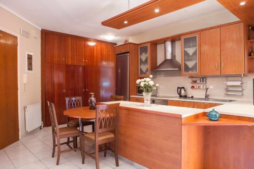 Exclusive City Center Beach Apartment