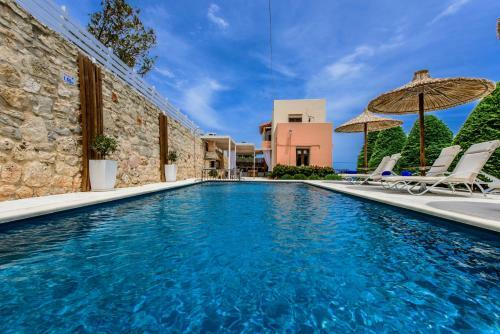 Elmyra Villa, Comfort & Style!