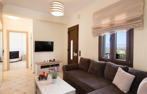 Elmyra Villa, Comfort & Style!