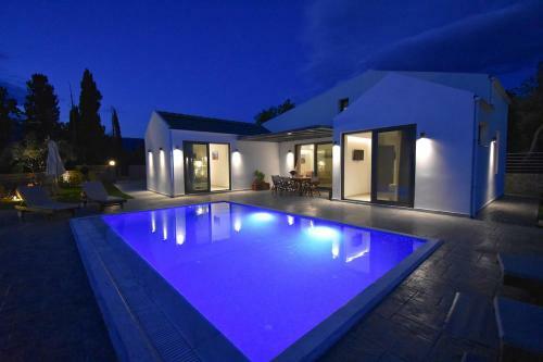 Villa Oras Corfu