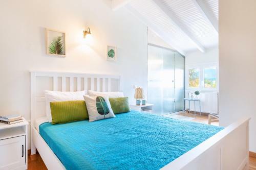 Spyrelia Beach House By Konnect, Dassia Corfu