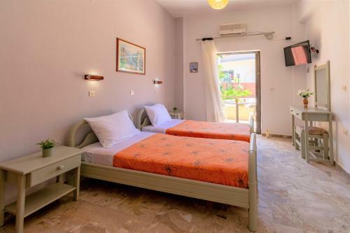 Hermes Apartments & Studios