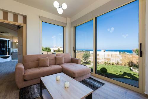 Villa Kokkinos