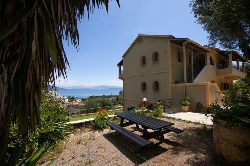 Giorgos Apartments