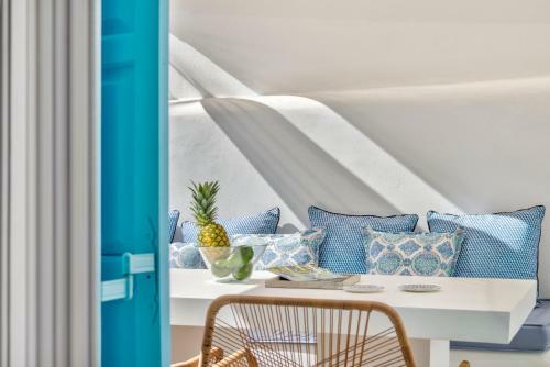 Villa Mykonian Mews Luxury Suites