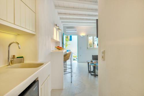 Villa Mykonian Mews Luxury Suites