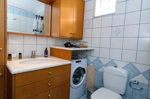Xenios Dias Luxury Apartments With Sea View