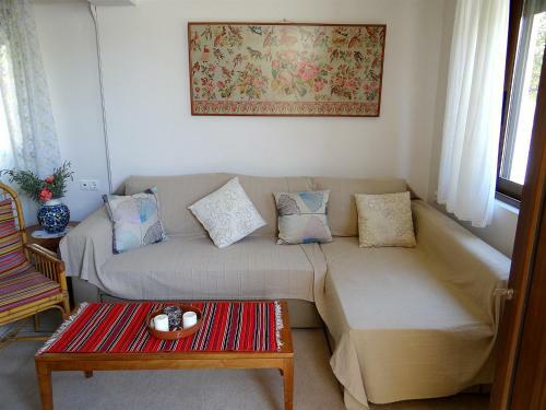 Apartment By The Sea