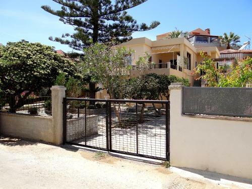 Apartment By The Sea