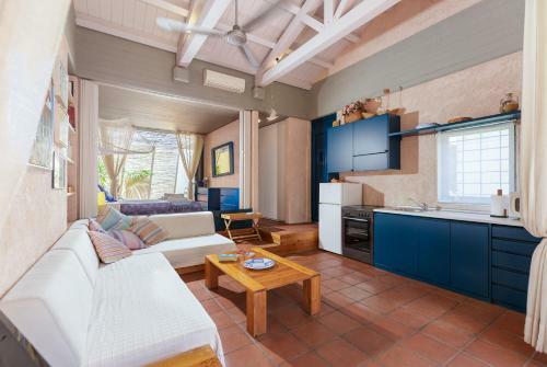 Barbati Beach Art House