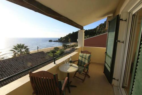 Apartamento Glyfada Two Floor Maisonette Aa2g 59