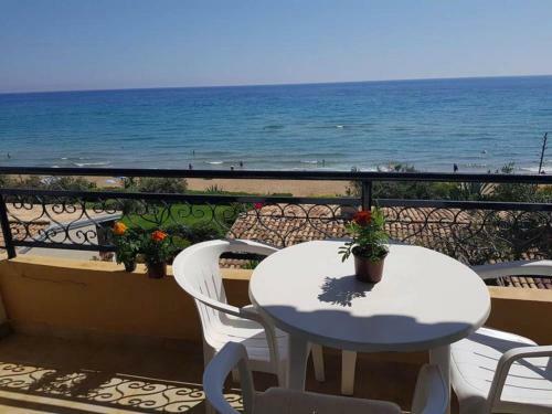 Calm Apartment In Korfu With