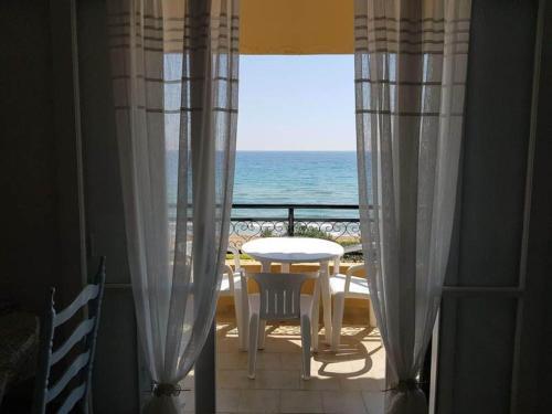 Calm Apartment In Korfu With
