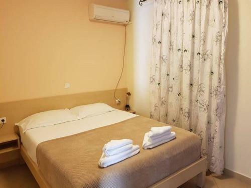 Sunny Apartment In Corfu With Terrace And Garden