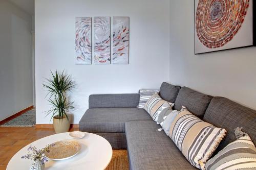 Glyfada Apartment No. 7