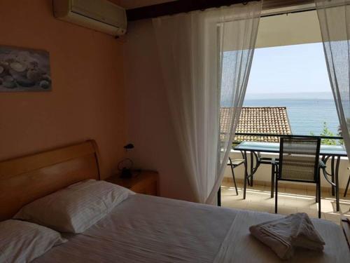 Pleasant Apartment In Corfu With Sea View And Balcony
