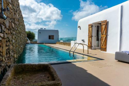 Villa Ester - Heated Pool & Jacuzzi, Tennis Court, Sauna