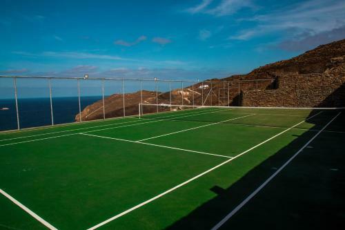 Villa Ester - Heated Pool & Jacuzzi, Tennis Court, Sauna