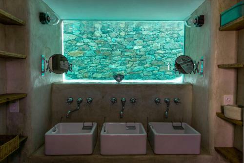Villa Ester - Heated Pool & Jacuzzi, Tennis Court, Sauna