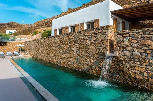 Villa Ester - Heated Pool & Jacuzzi, Tennis Court, Sauna
