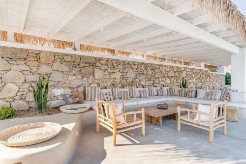Bohemian Blue Villa - 7 Bdrm - Beach In 200m - Mg Villas