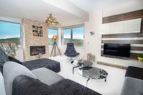 Villa Diktina With Private Pool Sea View