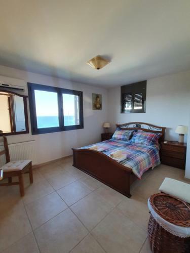 Villa Azure Sea, Istron