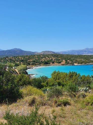 Villa Azure Sea, Istron