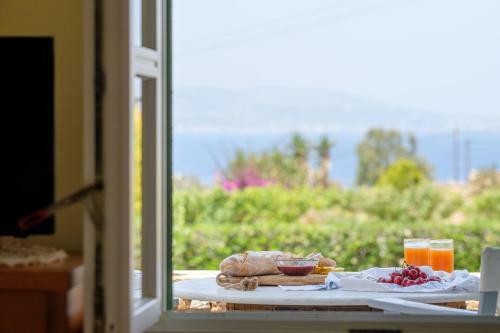 Youkali In Stelida - Naxos