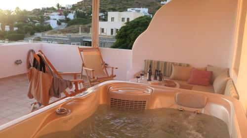 Youkali In Stelida - Naxos