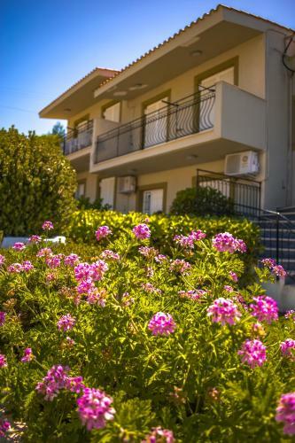 Meraki Apartments